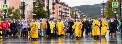 Духовенство и прихожане нашего собора приняли участие в общегородском крестном ходе